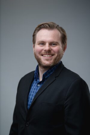 A headshot photo of Stephen Taylor.